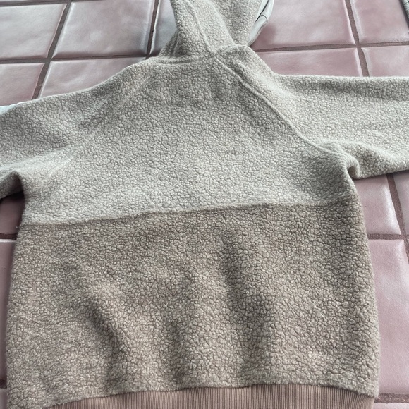 SOLD—Outdoor Voices Megafleece Hooded Jacket Sweatshirt XS EUC - Picture 5 of 15